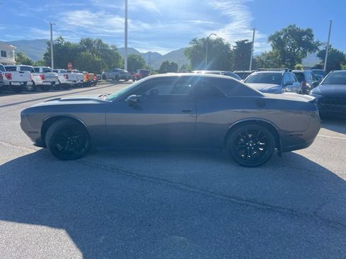 Used 2018 Dodge Challenger SXT Plus RWD image 13