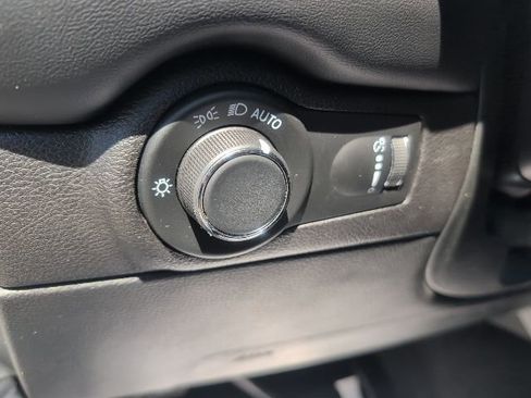 Used 2025 Dodge Durango R/T AWD/4WD image 26