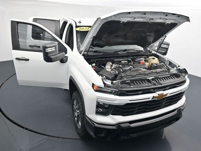 Used 2024 Chevrolet Silverado 2500 Custom w/ Custom Value Package AWD/4WD image 40