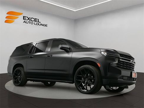 Used 2022 Chevrolet Suburban RST w/ Luxury Package image 54
