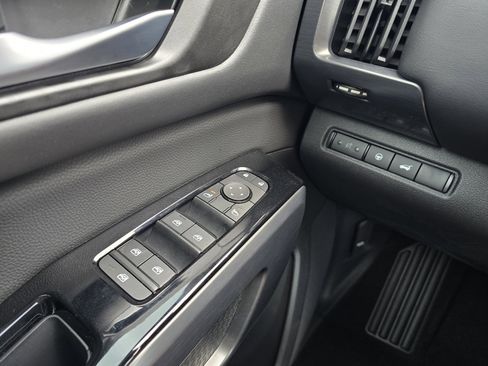 New 2026 Nissan Pathfinder SL AWD/4WD image 21