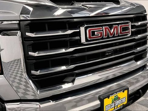 Used 2024 GMC Sierra 2500 SLE AWD/4WD image 33