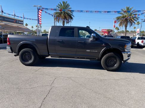 Used 2019 RAM 2500 Limited AWD/4WD image 4