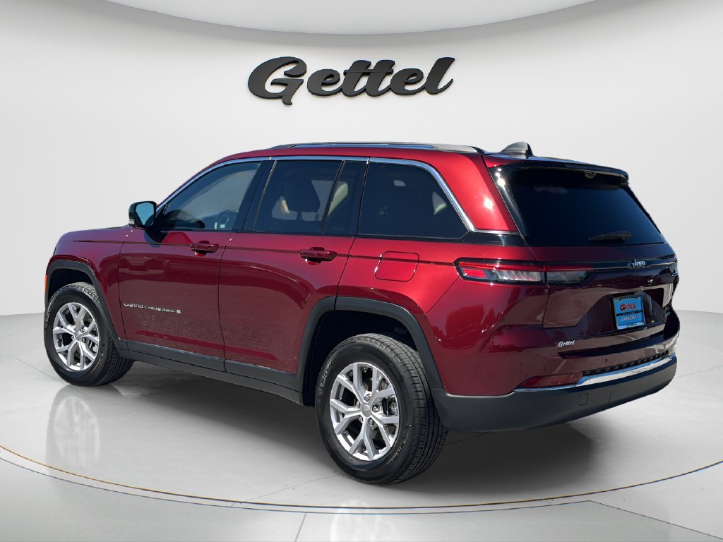 Used 2022 Jeep Grand Cherokee Limited w/ Luxury Tech Group II RWD image 8