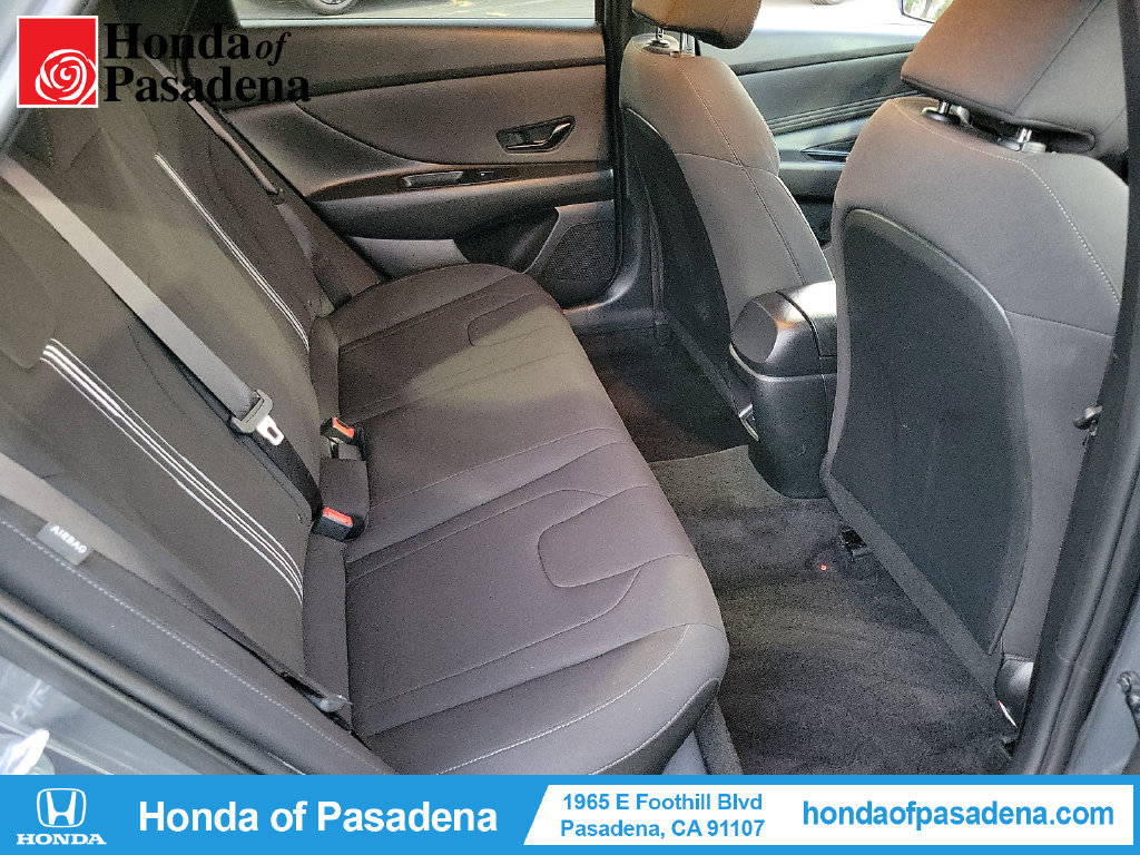 Used 2025 Hyundai Elantra Sport FWD image 24