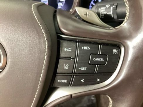 Used 2019 Lexus LS 500 AWD w/ Interior Upgrade Package image 23