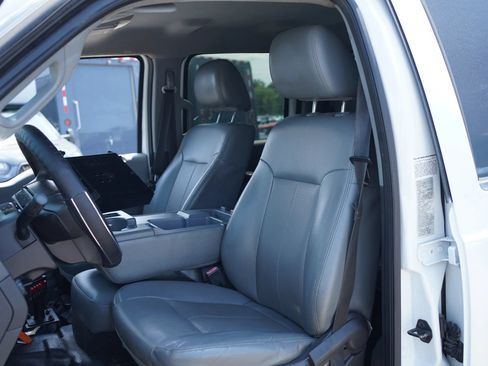 Used 2015 Ford F550 4x4 Crew Cab Super Duty image 22