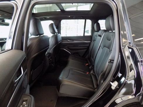 New 2026 Jeep Grand Cherokee Limited w/ Limited Altitude Package RWD image 21