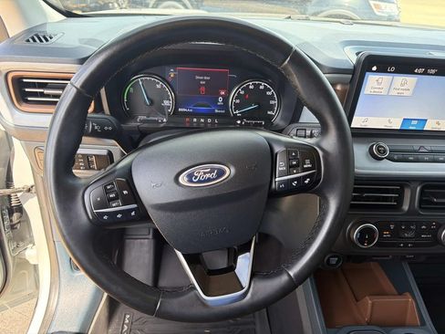 Used 2023 Ford Maverick Lariat FWD image 25