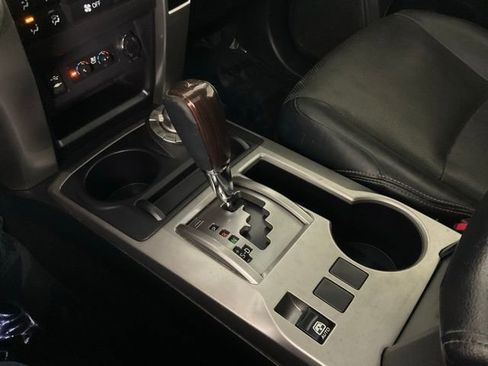 Used 2015 Toyota 4Runner Limited image 18