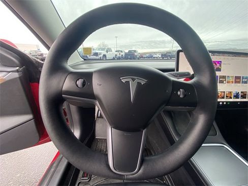 Used 2022 Tesla Model 3 Long Range image 14