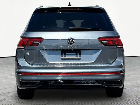 Used 2023 Volkswagen Tiguan SE R-Line FWD image 5