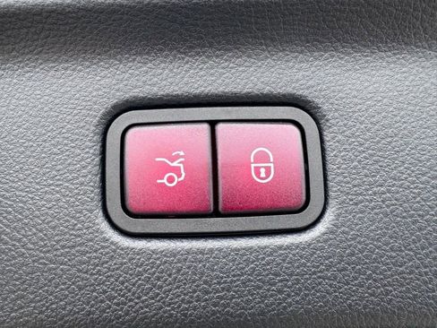 Used 2024 Mercedes-Benz S 580 4MATIC Sedan image 15