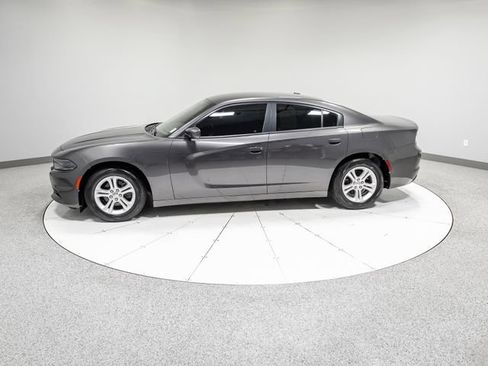 Used 2020 Dodge Charger SXT RWD image 31