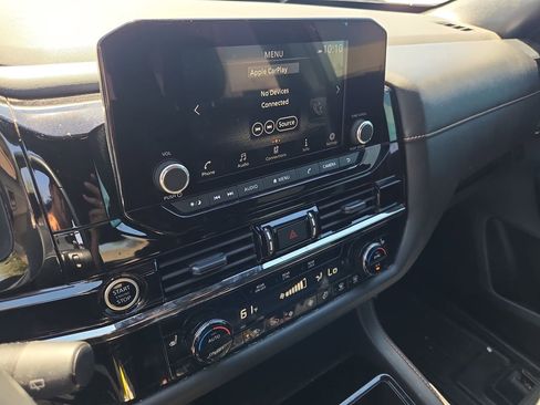Used 2024 Nissan Pathfinder Rock Creek AWD/4WD image 12