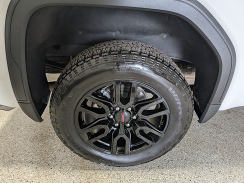 Used 2026 GMC Sierra 1500 Elevation AWD/4WD image 13
