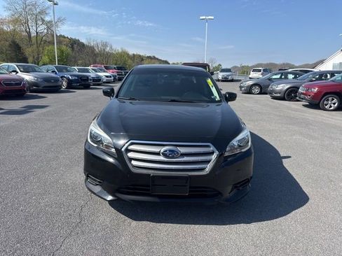 Used 2017 Subaru Legacy 2.5i Premium image 3