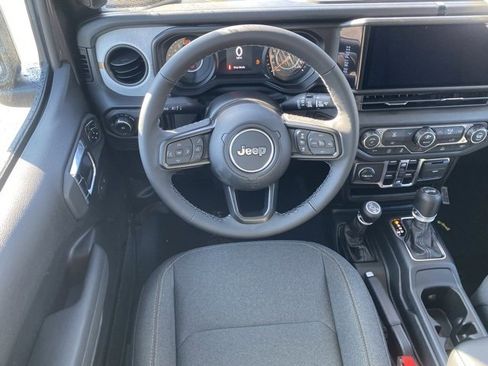 New 2025 Jeep Wrangler Sport S image 34