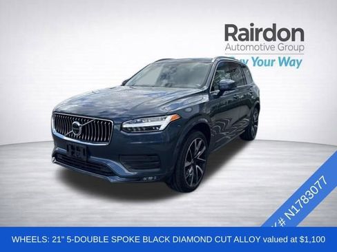 Used 2022 Volvo XC90 T6 Momentum w/ Advanced Package AWD/4WD image 3