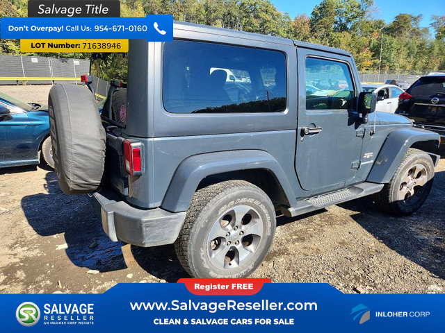Used 2017 Jeep Wrangler Sahara w/ Connectivity Group AWD/4WD image 4