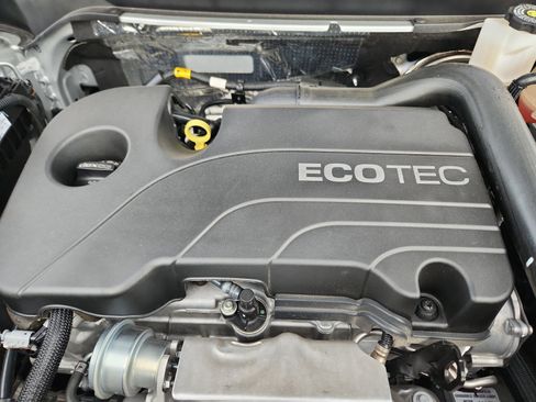 Used 2022 Chevrolet Equinox LT image 23