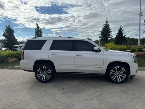 Used 2018 GMC Yukon Denali w/ Denali Ultimate Package AWD/4WD image 2