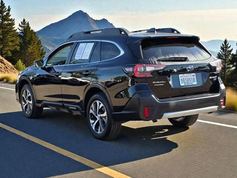 Certified 2022 Subaru Outback Limited XT image 5