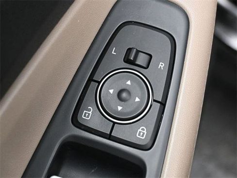 Used 2021 Hyundai Santa Fe SEL w/ Cargo Package image 12