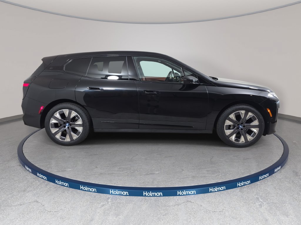 Certified 2024 BMW iX xDrive50 AWD/4WD image 4