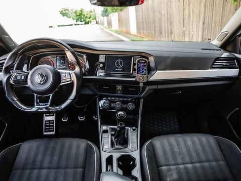 Used 2020 Volkswagen Jetta GLI FWD image 9