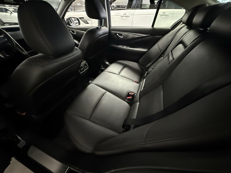 Used 2016 INFINITI Q50 Premium w/ 2.0T Premium Plus Package RWD image 27