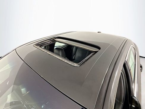 Used 2013 Ford Taurus SHO image 26