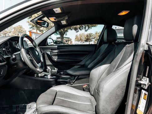 Used 2017 BMW 230i Coupe RWD image 17
