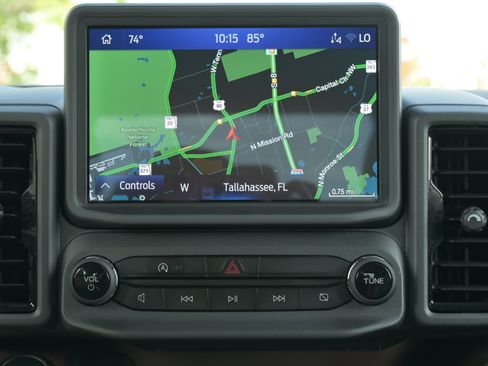 Used 2024 Ford Bronco Sport Outer Banks w/ Tech Package AWD/4WD image 17