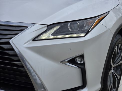 Used 2018 Lexus RX 350 FWD w/ Premium Package image 31