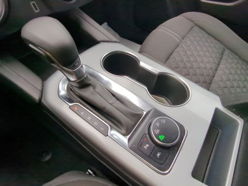 Used 2022 Chevrolet Blazer LT image 18