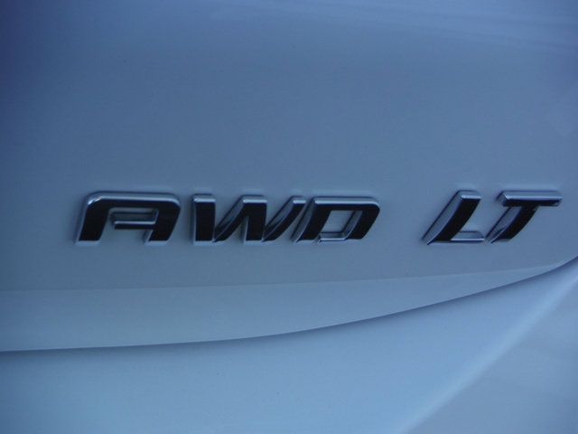 Used 2024 Chevrolet Equinox LT AWD/4WD image 9