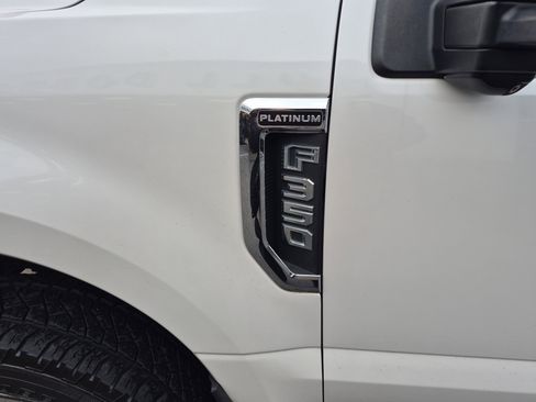 Used 2017 Ford F350 Platinum image 8
