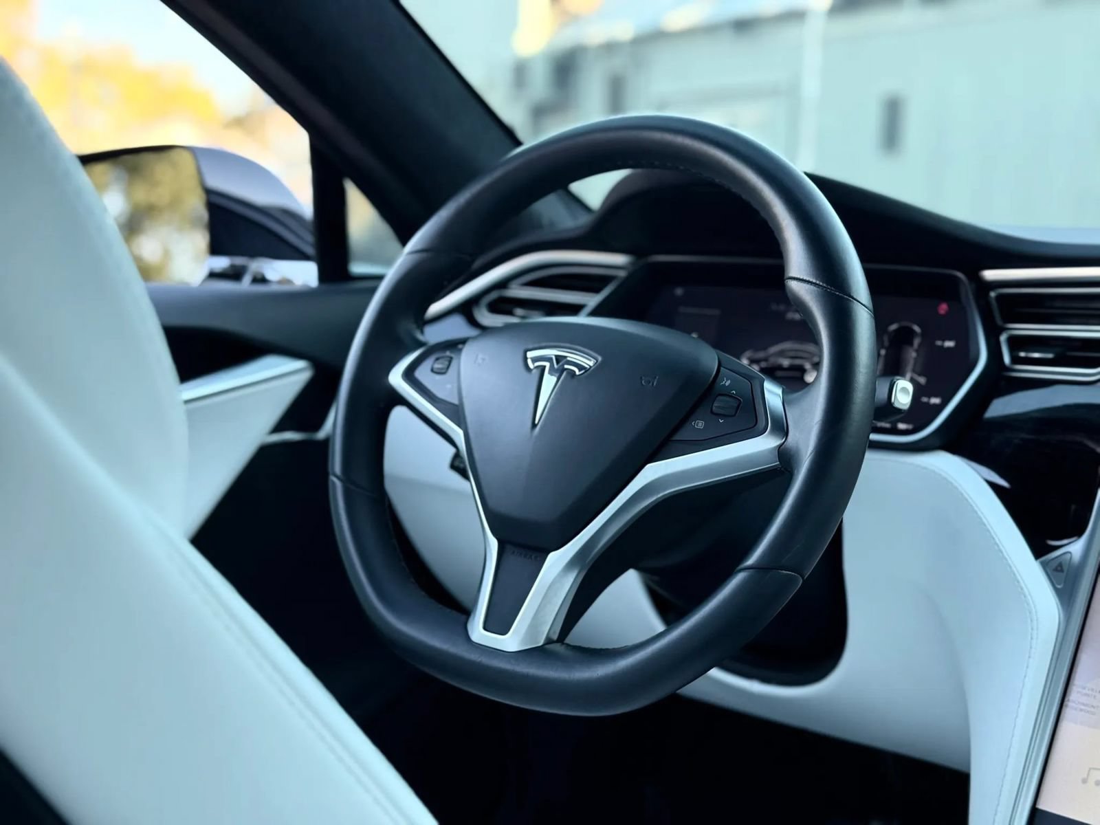 Used 2017 Tesla Model S 75D AWD/4WD image 16