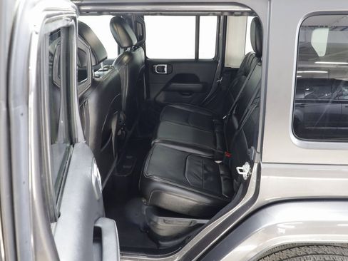 Used 2023 Jeep Wrangler Unlimited Sahara w/ Dual Top Group image 15