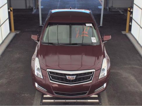 Used 2017 Cadillac XTS Luxury image 2