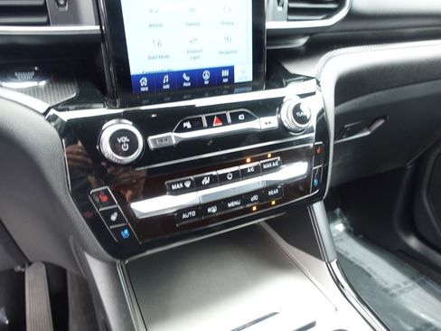 Used 2023 Ford Explorer ST w/ Equipment Group 401A AWD/4WD image 18