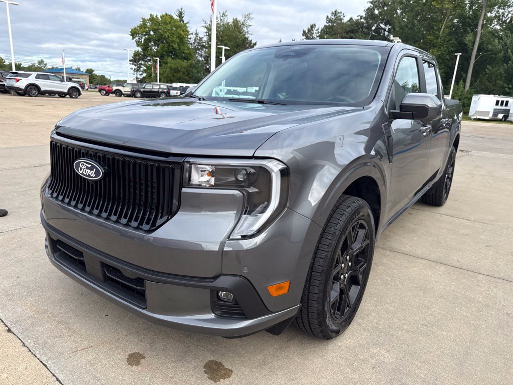 New 2026 Ford Maverick Lobo AWD/4WD image 2