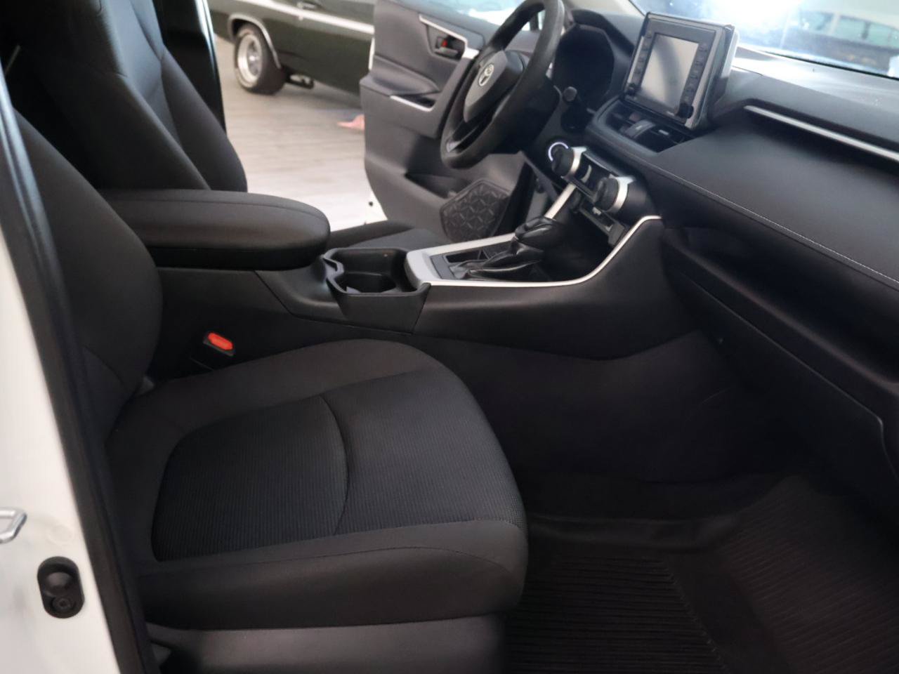 Used 2020 Toyota RAV4 LE w/ All Weather Liner Package FWD image 37