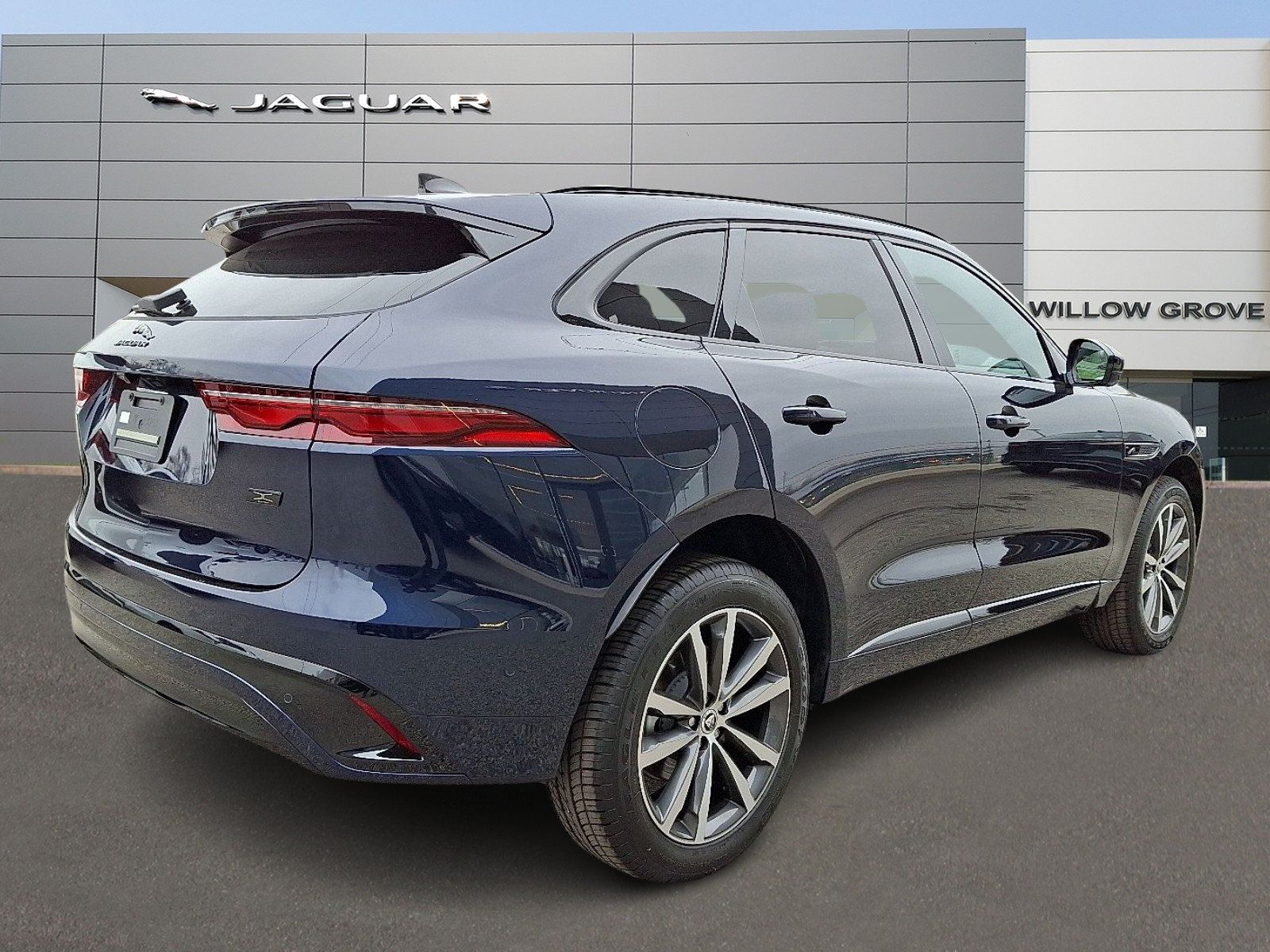 New 2026 Jaguar F-PACE R-Dynamic S AWD/4WD image 2