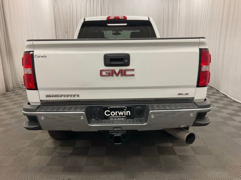 Used 2018 GMC Sierra 2500 SLE w/ SLE Preferred Package image 3
