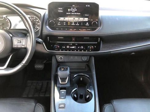 Used 2021 Nissan Rogue SL w/ Premium Package image 51