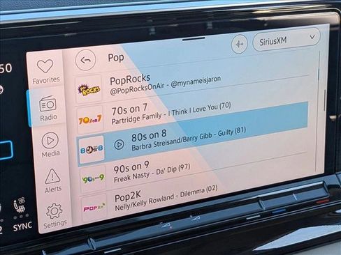 Used 2025 Volkswagen Atlas SEL Premium R-Line image 15