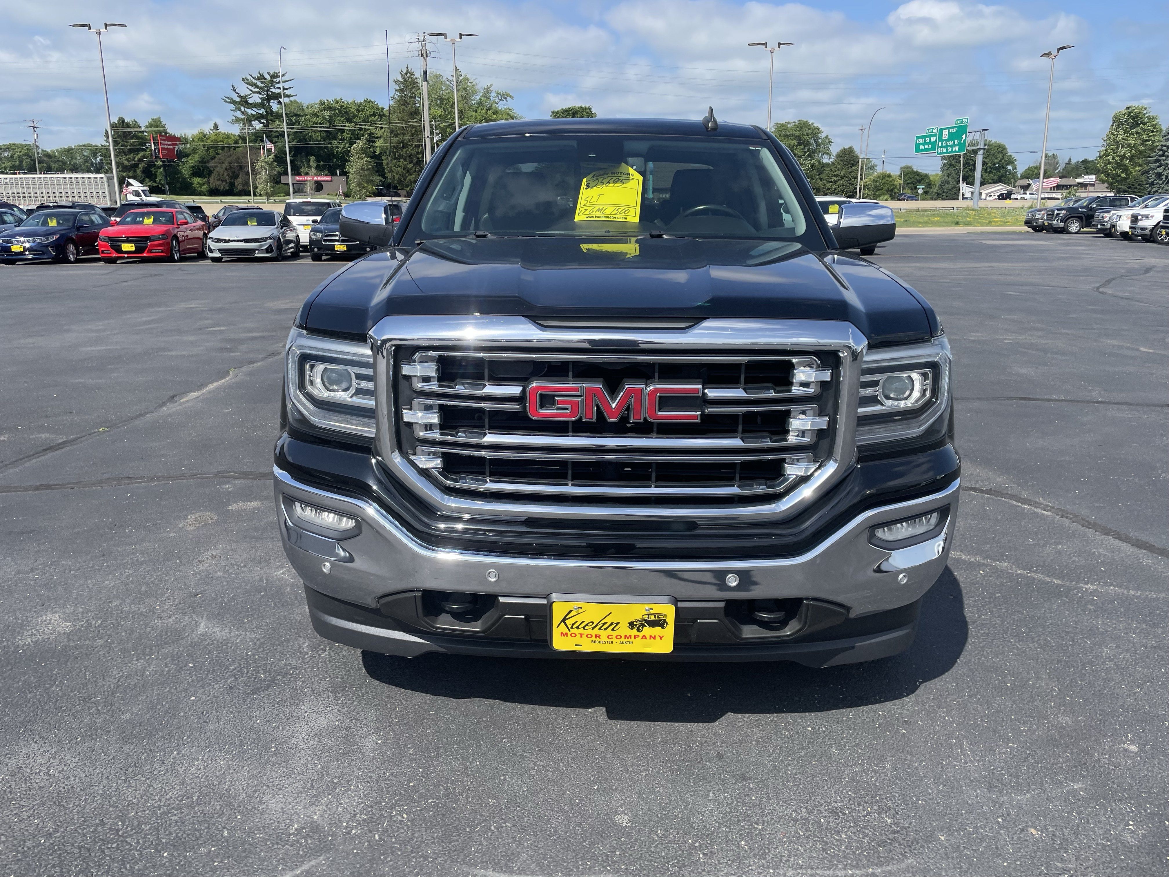 Used 2017 GMC Sierra 1500 SLT AWD/4WD image 3