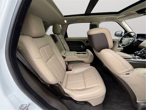 Used 2021 Land Rover Range Rover Sport HSE Silver Edition image 46